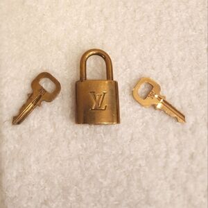 Louis Vuitton Lock & Key